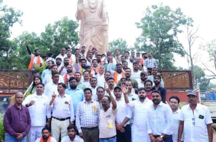 मंत्री राजेश अग्रवाल ने श्रमदान कर दिया स्वच्छता और सेवा का संदेश