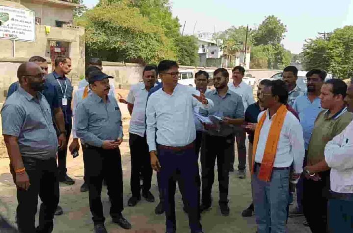 विकास कार्यों में तेजी लाने वित्त मंत्री चौधरी ने दिए मासिक लक्ष्य तय करने के निर्देश