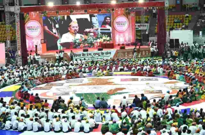 मोदी के 25 वर्ष का सार्वजनिक जीवन सेवा और जनकल्याण को समर्पित : सीएम साय