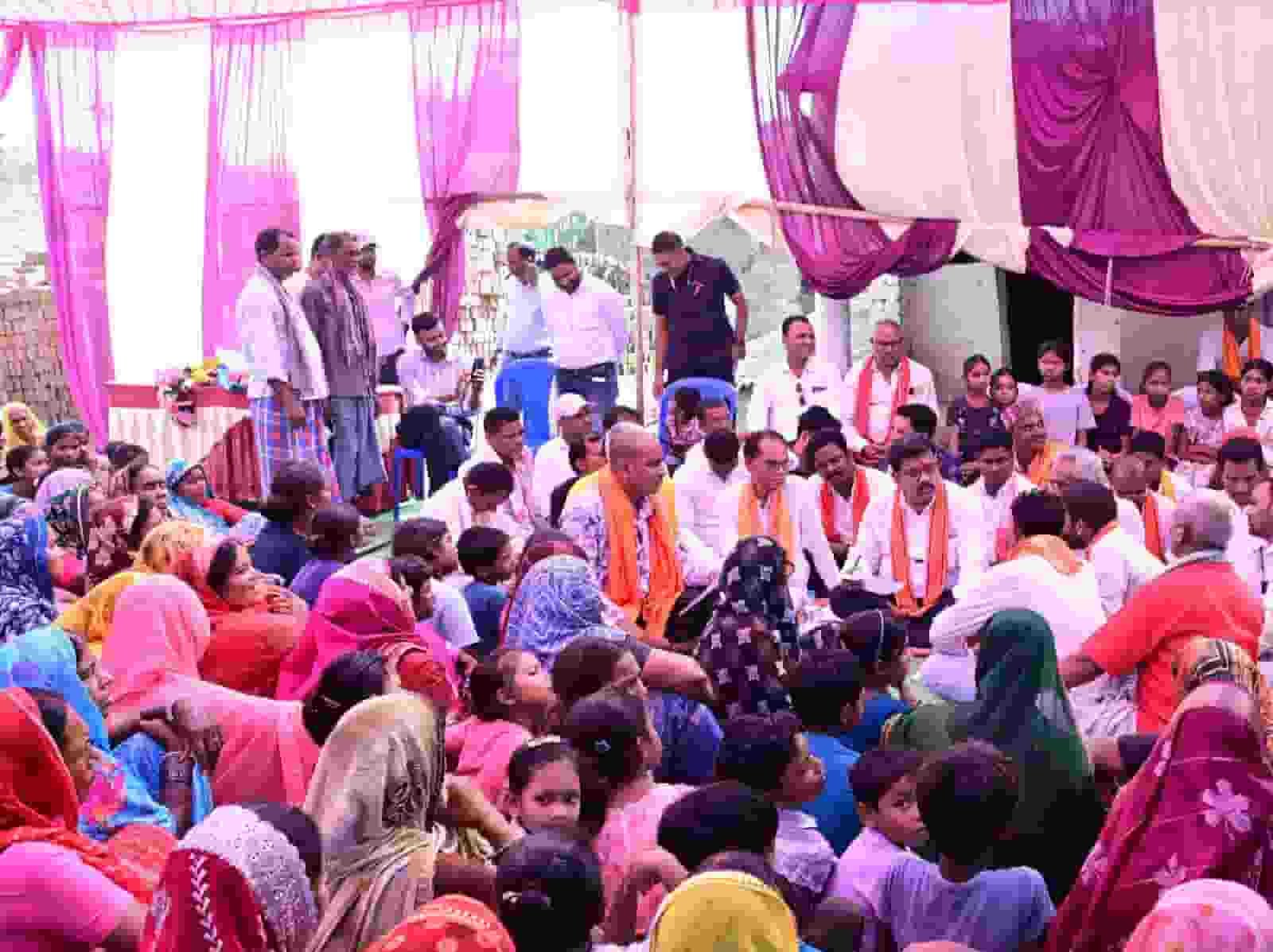 उप मुख्यमंत्री विजय शर्मा ने कबीरधाम के वनांचल ग्रामों में लगाई चौपाल