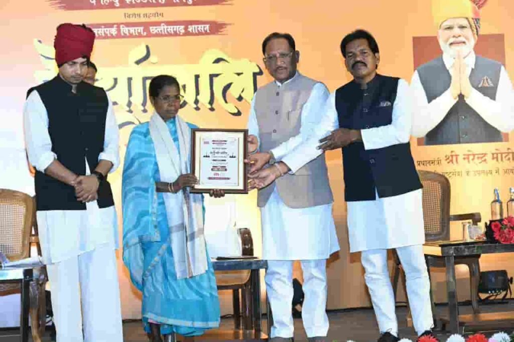 अमर शहीदों के बलिदान से बस्तर में शांति की नई सुबह: मुख्यमंत्री विष्णु देव साय